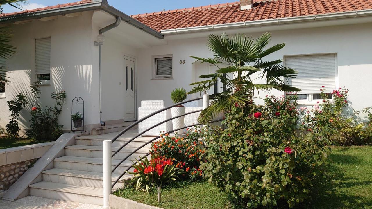 Apartments Tulipan - With Free Private Parking Garage Mostar Exteriér fotografie